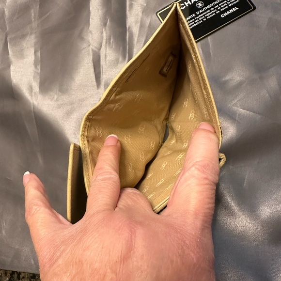 CHANEL - Timeless Chanel Coco Mark Beige Wallet with COA - Picture 10 of 12